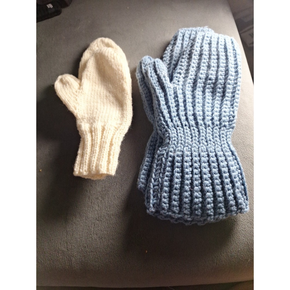 1 Pr Hand Knitted Large Adult Mitens,  1 Pair White Kids Hand Knitted Mitten 275